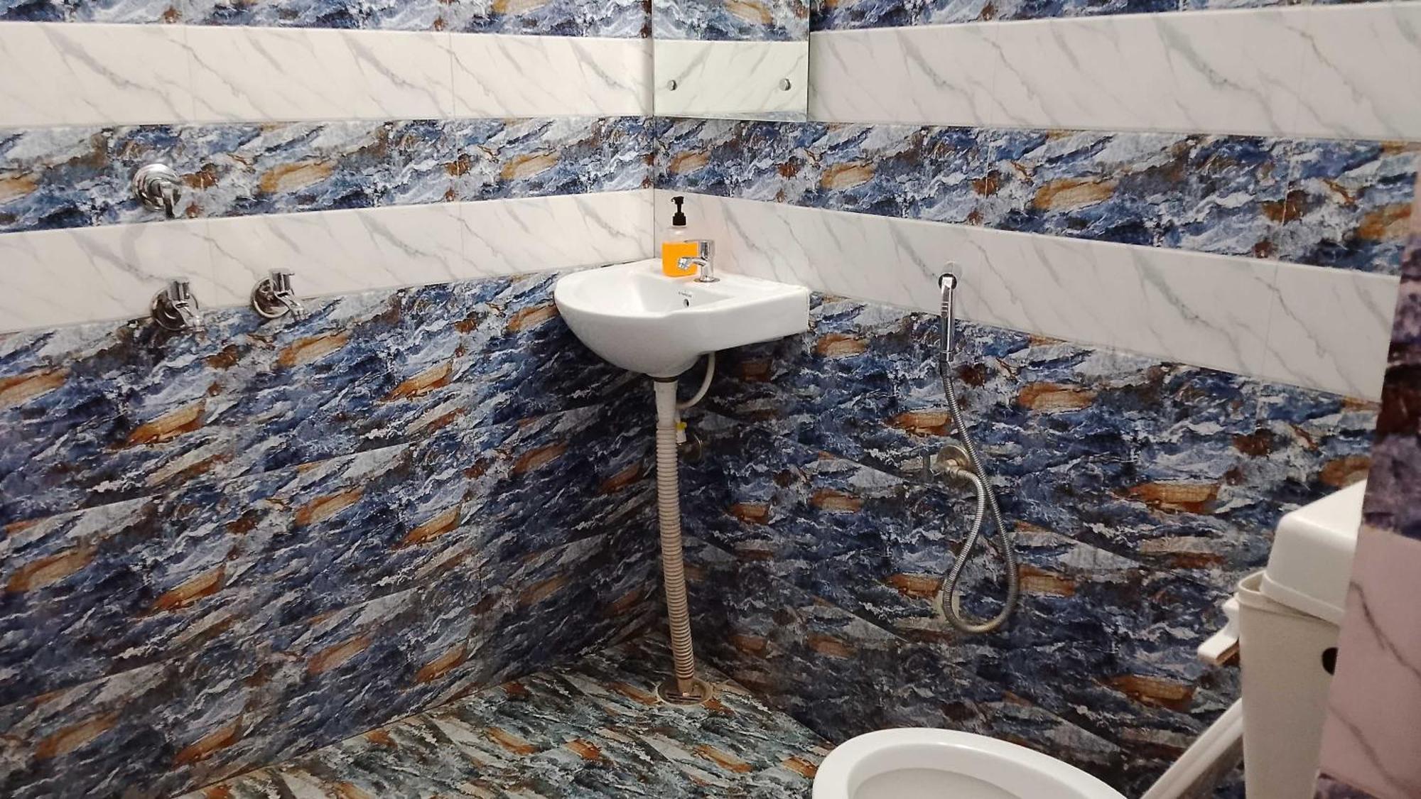 Hotel O Velvet